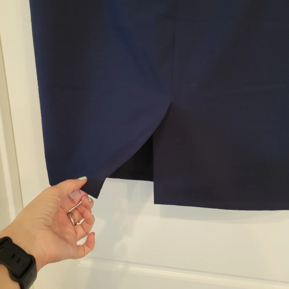 CHAUS VINTAGE BLUE PENCIL SKIRT SIZE 10